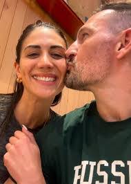 Stephanie Rice's Instagram, Twitter & Facebook