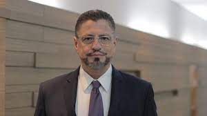 Reactrivación ministro cerda y crecimiento para este año nuestra meta oficial sigue siendo 5% pero estamos trabajado para que sea superior a esa cifra. Nombran A Funcionario Del Banco Mundial Como Nuevo Ministro De Hacienda