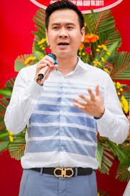 Anh nguyễn mạnh thắng, em trai hoa hậu thu thủy đại diện cho gia đình lo chuẩn bị tang lễ cho hoa hậu thu thủy vào ngày mai, 8/6. Ä'áº¡o Diá»…n Kawaii Nguyá»…n Tuáº¥n Anh Báº¥t Ngá» Cong Bá»' Dá»± An Ä'iá»‡n áº£nh Em Gai MÆ°a