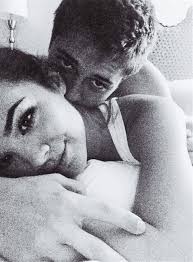 Black And White Mirror Selfie Couple Goals Sweet Couple Goal Pictures For You To Try With Your Love Relationship Lovely Couple Relationship Relationship Goals Pictures Selfie Poses Cute Relationships