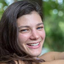 Success Stories — Ellie Aaron