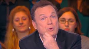 Après 28 ans de bons et loyaux services, l'animateur vedette de selon puremédias, le journaliste du 12/13″ prendra les commandes du jeu le 22 février prochain. Vire De Question Pour Un Champion Julien Lepers Laisse Eclater Sa Colere