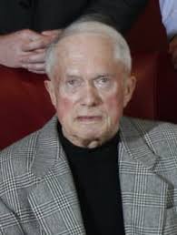 Schmidt led Milwaukee's largest construction company