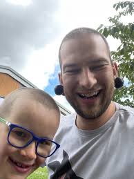 Ik voel me best een beetje schuldig en zelfs een slechte vader om dit te…