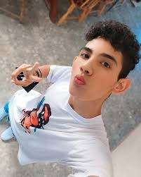 Alejandro Castillo Arteaga (@alejocastilloarteaga) • Instagram photos and  videos