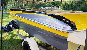 The cost likely to incur on a pontoon boat's wrapping ranges between $1400 to $3000. Boat Wrapping Price Guide How Much Does It Cost