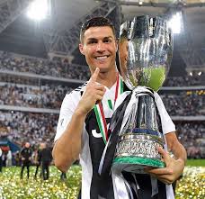 Disfruta de la final de juventus y lazio en pes 2019 a qui en tu canal de pes.no te olvides suscribirte y darle like!!! Video Juventus De La Mano De Cristiano Alzan La Supercopa De Italia