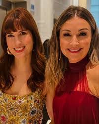 Renee Shanahan's Instagram, Twitter & Facebook