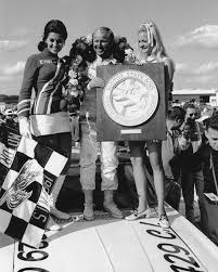 The official site of michigan international speedway. This Week In Nascar History June 15 21 Nascar Hall Of Fame Curators Corner