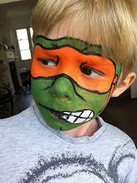 We've found our favorite animal makeup tutorials that are perfect to pair with a great costume or just wear alone. Ninja Turtles Schminken Fasching Jungs Michelangelo Fasching Party Makeup Ninja Turtle Face Paint Face Funny Faces