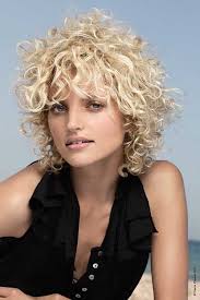 Bob hairstyle for curly hair. 15 Short Haircuts For Curly Frizzy Hair