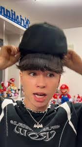 Ian Apodaca's Instagram, Twitter & Facebook