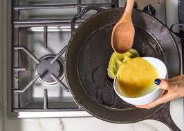 Heat One Tablespoon Of Olive Oil In A Large Cast Iron Skillet Over High Heat Then Pour Beaten Eggs Into The Hot O Leftover Rice Quick Dinner Veggie Fried Rice