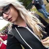 Heather Hetzel's Instagram, Twitter & Facebook