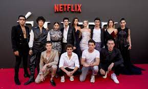 Sezon 1 sezon 2 sezon 3 sezon 4. Szkola Dla Elity 2 Co Wiemy O Nowym Sezonie Rozmawialismy Z Obsada Hitu Od Netflix Elle Pl