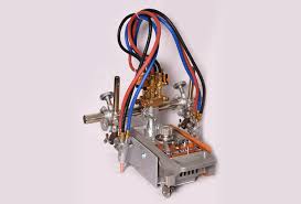 The company's customers are factories, local authorities, government departments, hotel and contractors. Chiyoda Vic 17 Yeowchuan Hardware Sdn Bhd