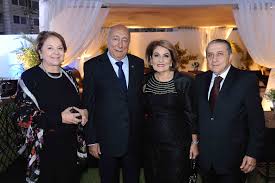 Posando para a foto Eda Machado, Pedro Chaves dos Santos Filho, Reni  Domingos dos Santos e Vanderlei Otani