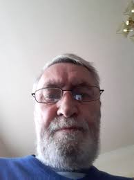 Family life stood in the back yard in Headingley back in the 1906.