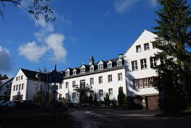 Don bosco haus hotel offers accommodation with a storage room, lift and a vending machine in hietzing district of vienna. Gastehaus Jugendbildung Unsere Angebote Junkerath Don Bosco
