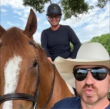 Tracy Fenney has been crowned your 👑 National Equestrian of the Year!