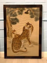 She explains which brushes to use and how to load your brush with paint. Korean Minhwa Tiger And Magpie Painting On Silk Jakhodo Late 19th Century At 1stdibs