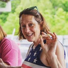 April Sikes's Instagram, Twitter & Facebook