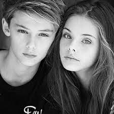 He has a younger brother named noah and a younger sister named siena. William Franklyn Miller And Sister