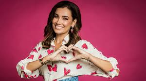 Adriano, amadu, bianca, breno, dennis, emilia, fynn, greta, kathi, livia, nicole. Jana Ina Zarrella Love Island Moderatorin Wurde Positiv Auf Corona Getestet Promiplanet