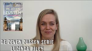 Zijn mysterieuze, plotselinge dood brengt de zussen weer bij elkaar in het ouderlijk huis. Zeven Zussen Serie Van Lucinda Riley Volgorde Boeken En Redenen Waarom Jij De Serie Moet Lezen Youtube