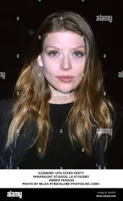 Amber Penson's Instagram, Twitter & Facebook