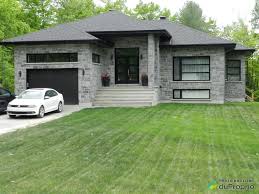 J Ai Vendu Sans Commission Avec L Aide De L Equipe Duproprio Prairie Style Houses Modern House Facades Duplex House Design