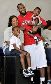 Lebron James And Family Lebron James And Wife Lebron James Family Lebron James