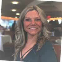 Tara Morton's Instagram, Twitter & Facebook