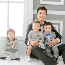 Relate artiles nu'est's minhyun to appear on the return of superman kwanghee has a blast during his reunion with gun hoo and na eun on the return of superman i feel sad for the 5 siblings. Profil Si Lincah Daebak Shi Ahn Dan Si Kembar Seol Ah Soo Ah Aneka Profil Informasi