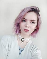 Working in sections, apply dye to the hair distributing from the roots to the ends. Whee Dyed Hair