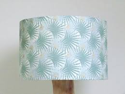 Abat Jour Ou Suspension Feuilles Exotiques Or Bleu Canard Tropical Lustre Plafonnier Cylindre Idee Cadeau Noel Anniversaire Fete Des Meres Etsy Gift Guide Handmade Etsy Gifts Handmade