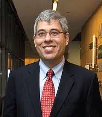 FACULTY EMERITI: REUNION PHOTOS MEET THE NEW FACULTY KING HALL RENOVATION