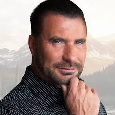 How a 17-Year-Old with Cerebral Palsy Defied All Odds to Create a Thriving  Business with Drew Davis