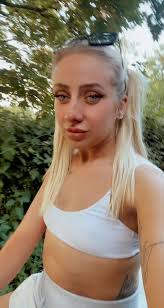 Louise-Ann Squires (@louiseannsquires)