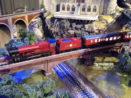 In The Style Of Harry Potter Custom Trainworx Layout Traindame Blog Station In 2020 Layout Train Layouts Harry Potter