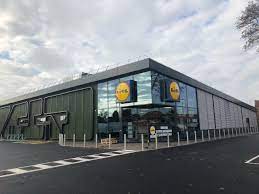 Pour les achats effectués dans un magasin lidl, vous avez la possibilité de retourner cet achat sur présentation du ticket de casse dans un délai d'un mois à quand je m'en suis servie le bol en verre s'est fisurer tout autour mais le delai pour le rendre était dépassé j'ai donc eu recours par téléphone a. Un Magasin Lidl Nouvelle Generation Va Ouvrir Ses Portes A Hellemmes Dans Quelques Jours Lille Actu