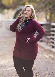 Najmodniejsze Kolory Sezonu Khaki I Burgund W Stylizacjach Plus Size Plus Size Fashion Fashion Plus Size Outfits