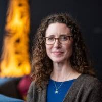 Jessica Noggle's Instagram, Twitter & Facebook