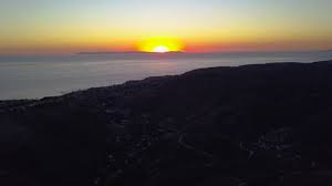 Some of the best views, however, are found along the aptly named top of the world walk, which starts in alta laguna park. Laguna Beach Night Stock Video Footage 4k And Hd Video Clips Shutterstock