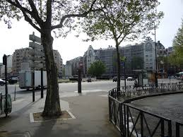 pɔʁt də sɛ̃ klu) is a station of line 9 the paris métro. Place De La Porte De Saint Cloud Paris 2021 All You Need To Know Before You Go With Photos Tripadvisor