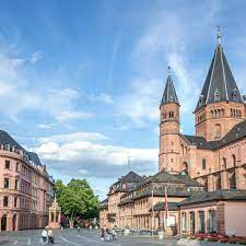 Im flugzeugmarkt können sie neue und gebrauchte helikopter kaufen oder verkaufen. Study At Cbs At Campus Mainz Locations Cbs