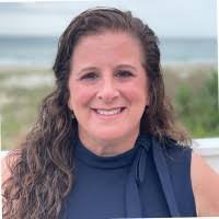 Amanda Shinn's Instagram, Twitter & Facebook