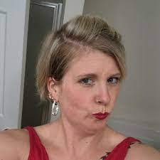 Stephanie Hott's Instagram, Twitter & Facebook