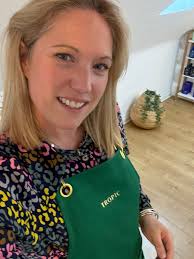 Happy Thursday!! I've been feeling so fired up lately—not just about  skincare, but about helping more people discover how powerful it is when we  take care of ourselves