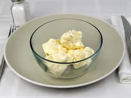 There are 273 calories in 1 cup (4.7 oz) of vanilla ice cream. Calories In 1 Cup S Of Haagen Dazs Vanilla Ice Cream